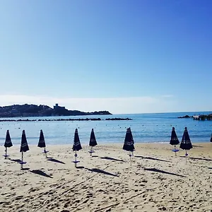 Il Montetto3...vicino A Lerici Affittacamere